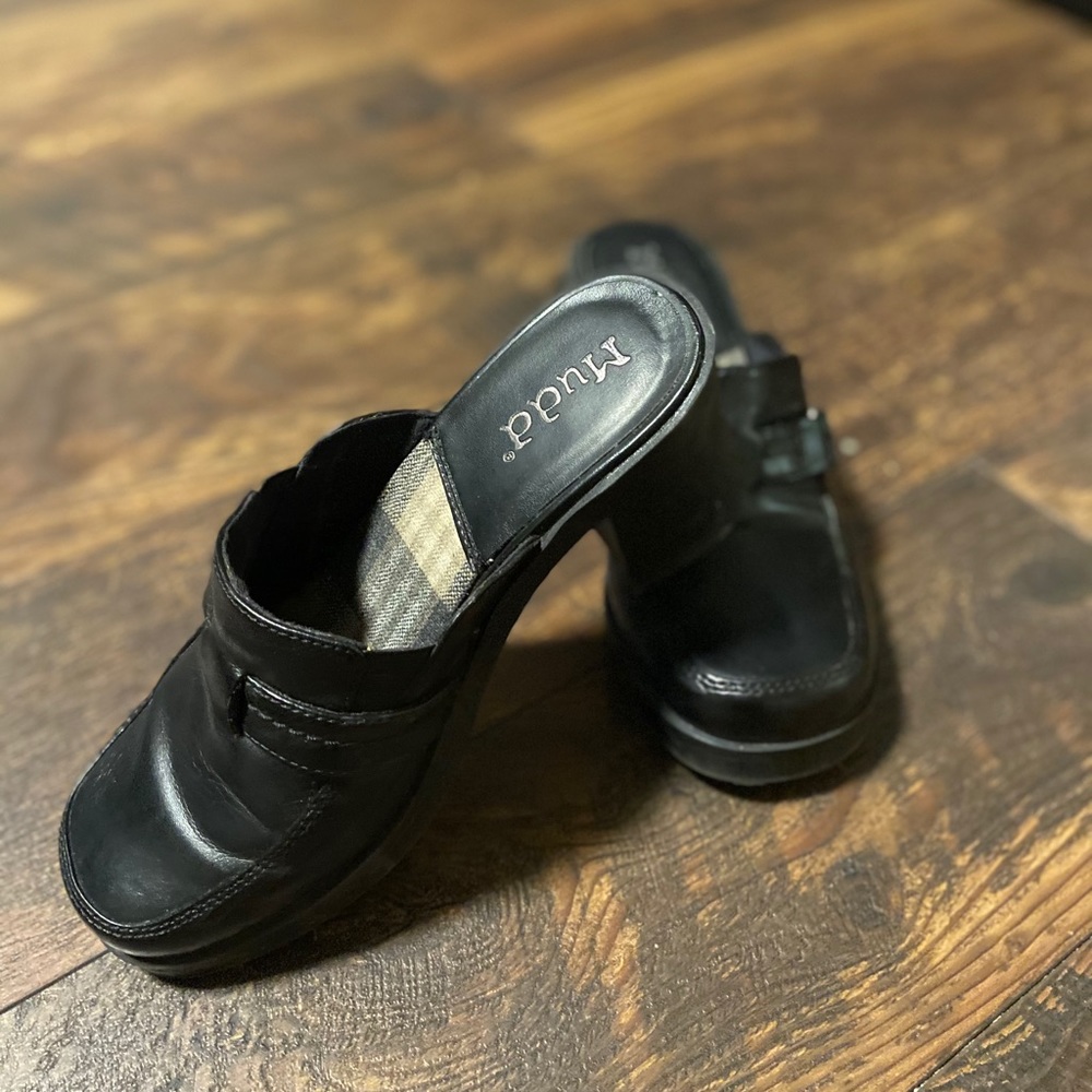 90’s mudd slide shoes